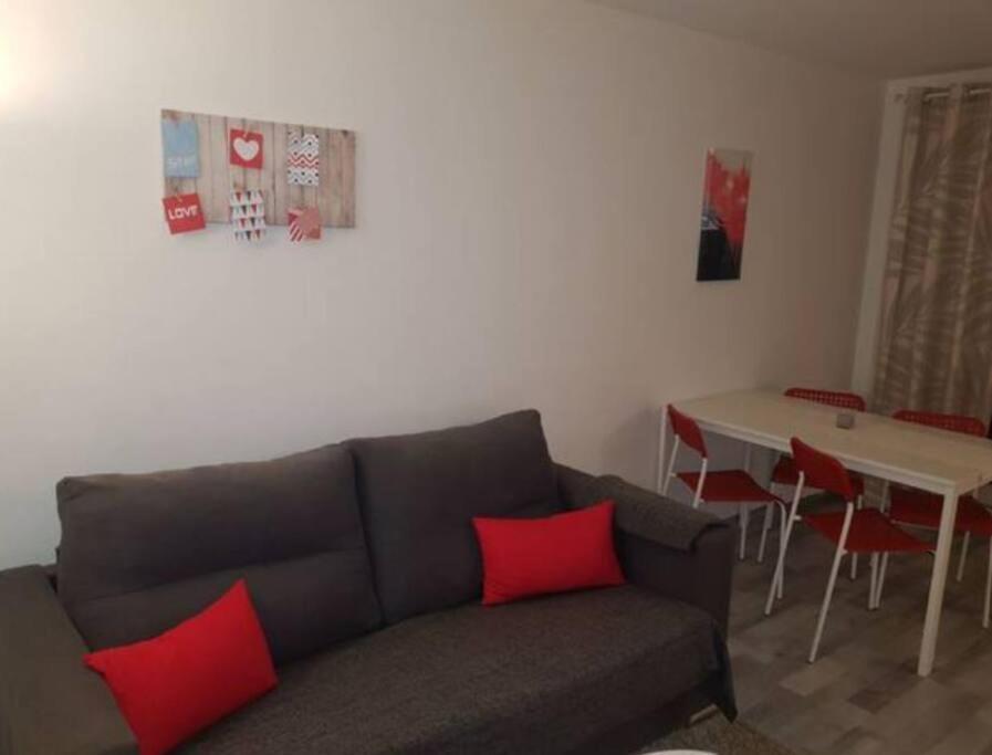 Ferienwohnung Le Rouennais Et Son Parking Prive Exterior foto